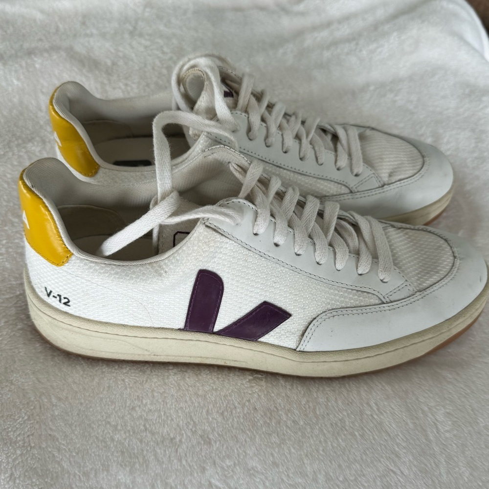 Veja Vegan Sneakers White Size 9